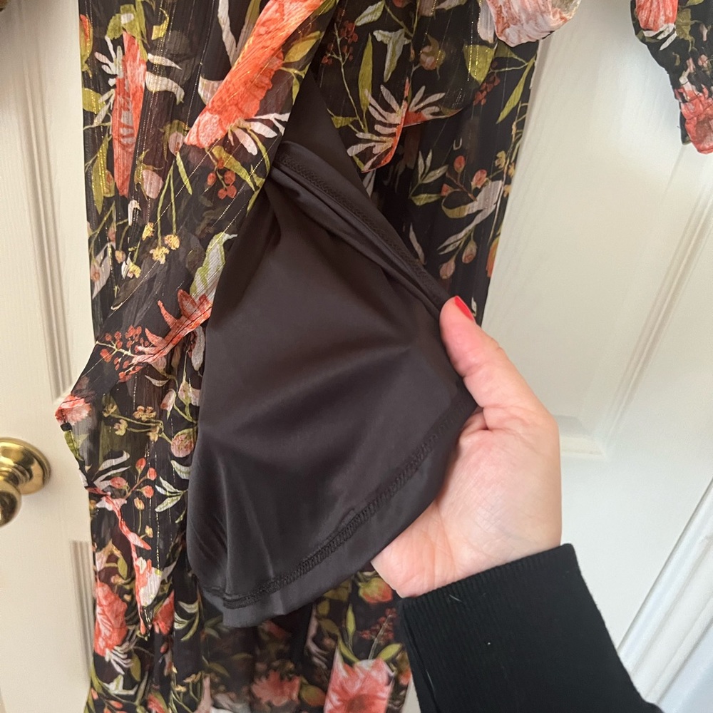 LC by Lauren Conrad Floral Maxi Wrap Dress with Metallic Details New With Tags - Picture 6 of 8